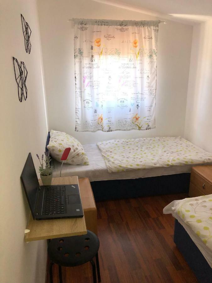 Andrija Apartment Krnica Bagian luar foto